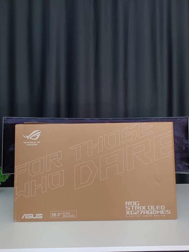 Asus ROG Strix OLED XG27AQDMES 27" 0.03 ms 2K Pivot 240 Hz OLED Oyuncu Monitörü