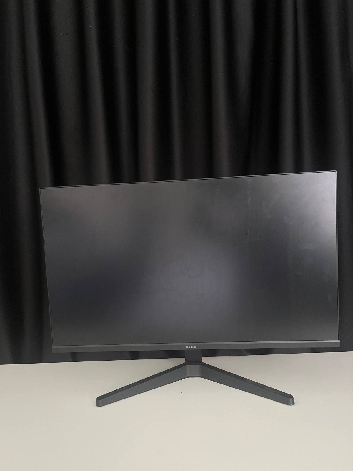 SAMSUNG 27" ODYSSEY G5 1Ms 200Hz 2K IPS GAMING MONITOR — görsel 1/3