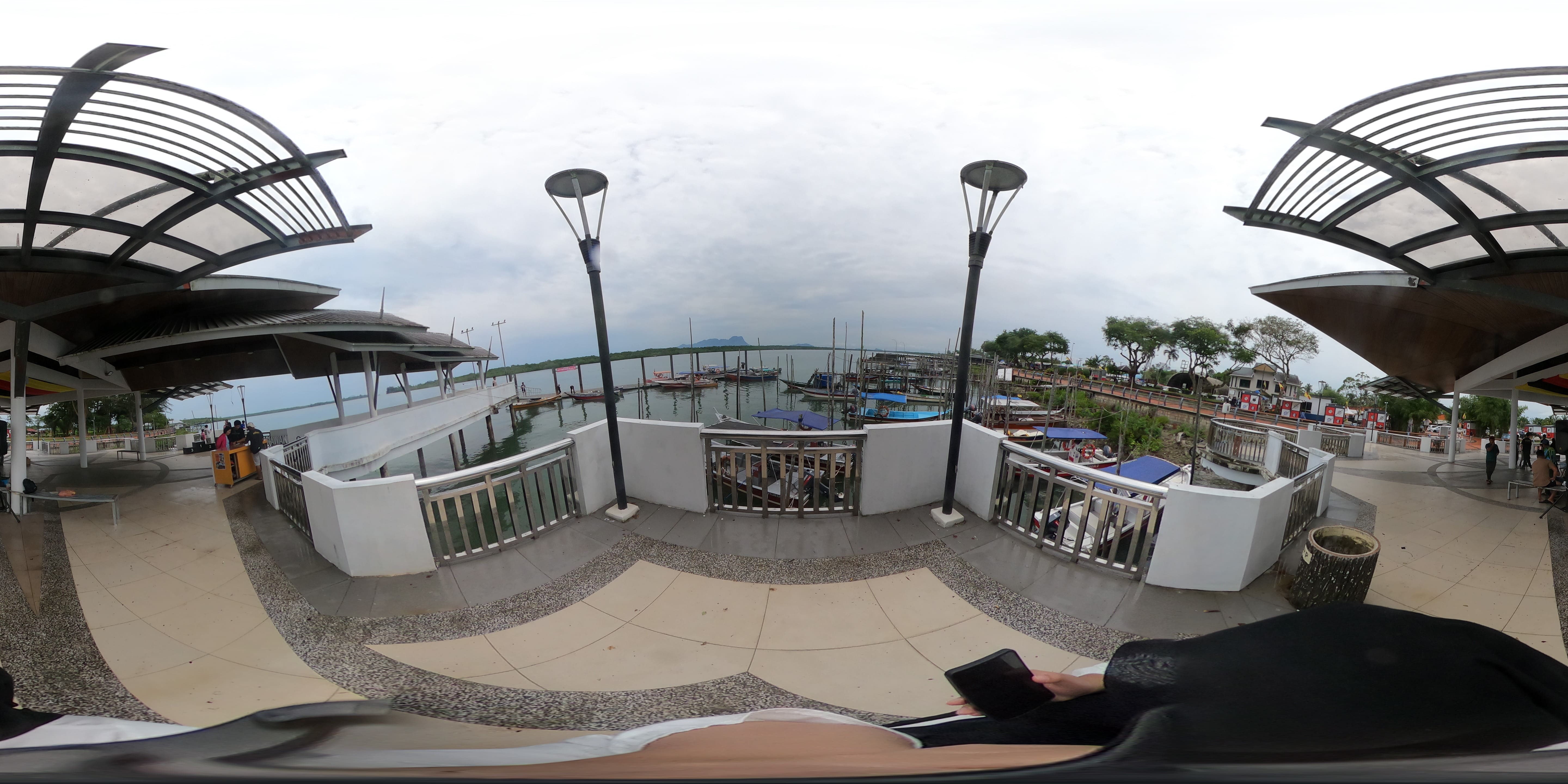 Esplanade Telaga Air 2