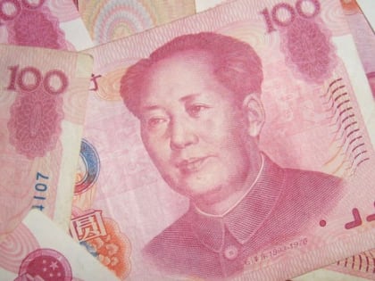Греф не видит рисков для приостановки торгов юанем