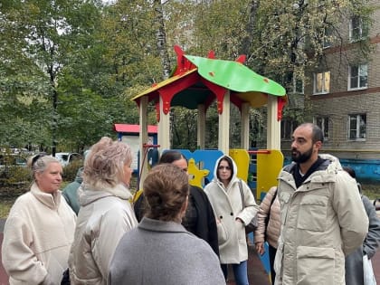 Обсуждение состояния детской площадки в Люберцах