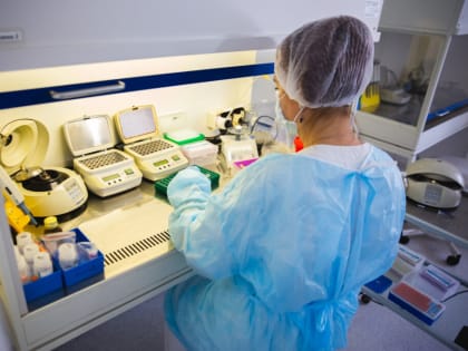 Иммунитет переболевших не поможет. Роспотребнадзор рассказал о новом штамме вируса в Ярославской области