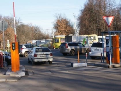 В ГИБДД рассказали о минусах платной парковки в Ярославле