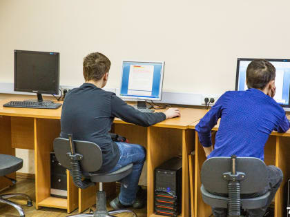 «Приказ лежит на столе»: переведут ли ярославских студентов на дистанционку из-за ковида? Ответ вузов