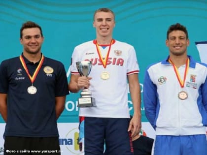 Абросимов взял «золото» на седьмом этапе Мировой серии по плаванию