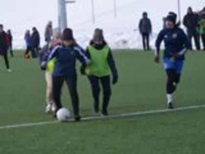 8 марта на стадионе «Славнефть» прошел турнир «МАМА СUP»