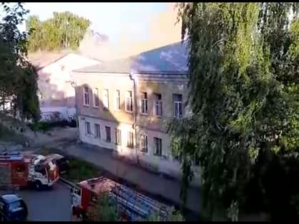В Ярославле горело нежилое здание на улице Салтыкова-Щедрина