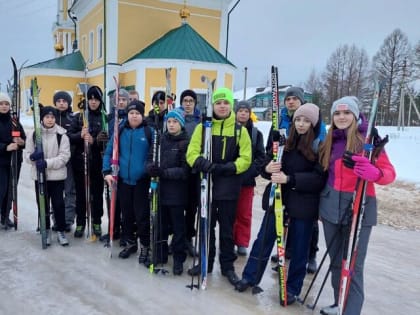 Более двух тысяч школьников присоединились к региональной патриотической акции «Лыжный пробег «Русь»