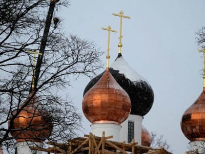 В храме Хопылево прошла первая служба