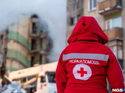 Выше 40 градусов — значит, пора. При какой температуре вызывать скорую и к кому она не приедет — отвечают врачи