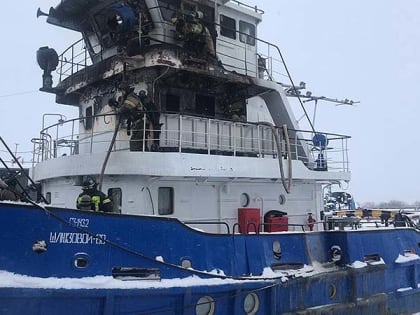 В Рыбинске горел буксир