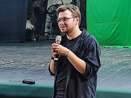 Режиссер театра Елены Камбуровой приглашает на «Прогулки по воде»