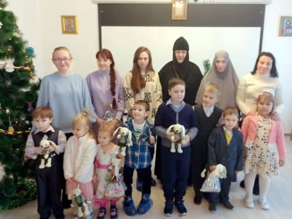 Рождественский утренник в Богоявленском женском монастыре Углича в Рождественские Святки