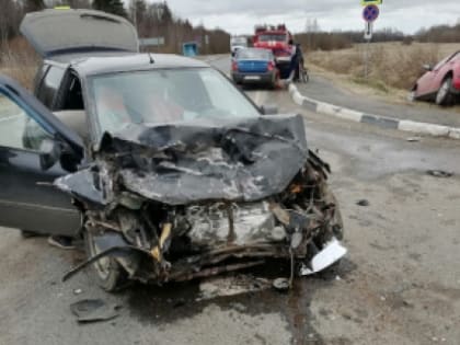В Ярославской области в ДТП пострадали семь человек