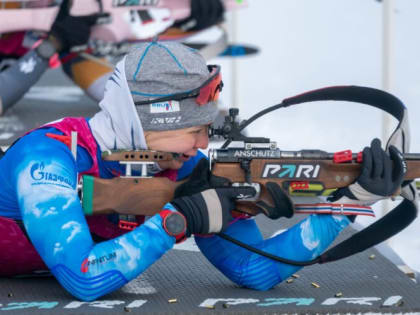 Сильные спортсмены и заметный Губерниев. Много фото с первого дня соревнований по биатлону в «Дёмино»