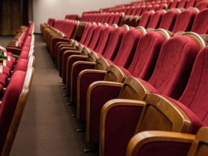 Вместо знакомства с девушкой на стендап-концерте молодой ярославец потерял более 50 тысяч