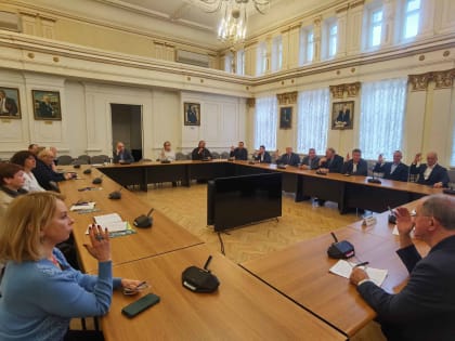 ИЕРЕЙ АЛЕКСАНДР ПЧЕЛКИН ВОШЕЛ В СОСТАВ ОБЩЕСТВЕННОЙ ПАЛАТЫ ЯРОСЛАВЛЯ ШЕСТОГО СОЗЫВА