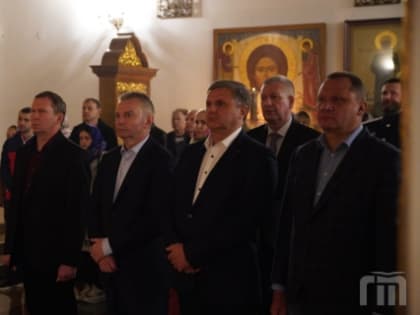 В храмах Ярославской области прошли пасхальные богослужения