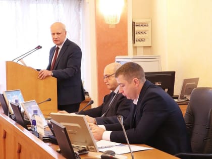 Бюджетную и налоговую политику на 2024 год и на плановый период 2025 и 2026 годов обсудили на заседании профильной комиссии