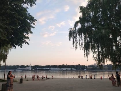 Дожди, грозы, порывистые ветры. Близость атмосферных фронтов сделают погоду в регионе нестабильной