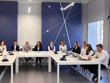 Онлайн-встреча с главой Министерства просвещения РФ