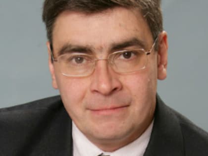 Рыбинск продолжает терять интригу: с праймериз «Единой России» снимается главный конкурент Дениса Добрякова