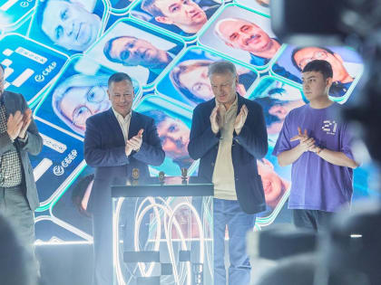 Михаил Евраев и Герман Греф приняли участие в открытии «Школы 21» в Ярославле