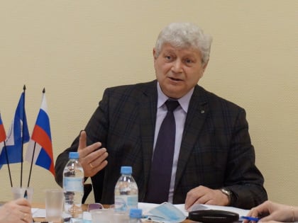 Нариман Дженишаев: Год педагога и наставника должен стать переломным в решении ключевых вопросов