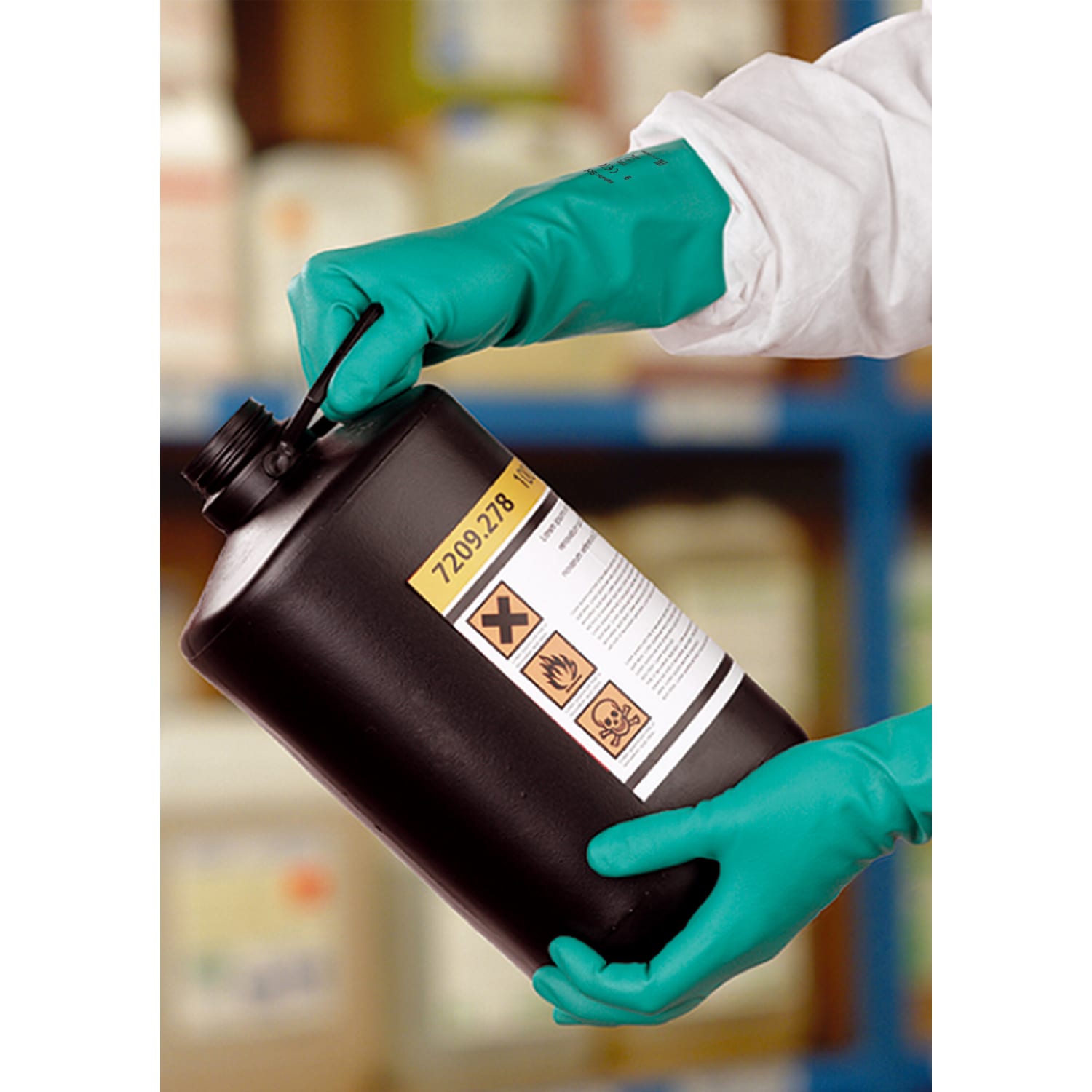 Gant de protection chimique nitrile Ansell AlphaTec Solvex 37-675 ...