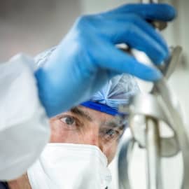 Gant à usage unique nitrile Medicom Coverfeel Touch bleu non poudré taille XXL