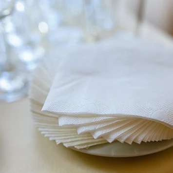 Serviettes et distributeurs