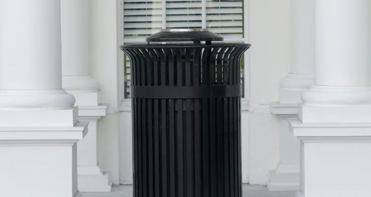 Poubelles d'extérieur