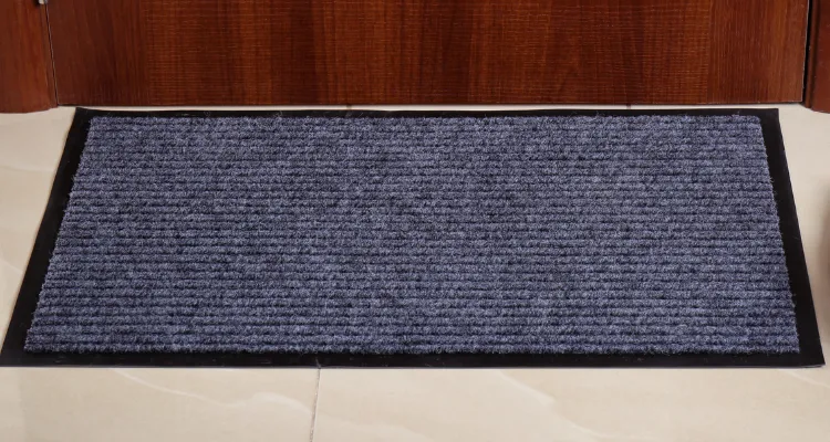 Tapis anti-poussière
