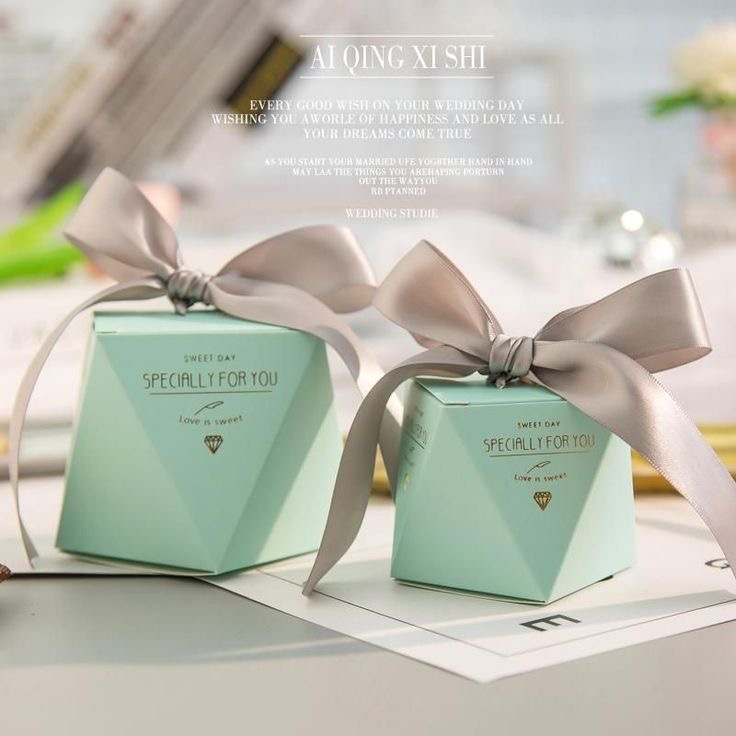 Mint Geometric Bid Box