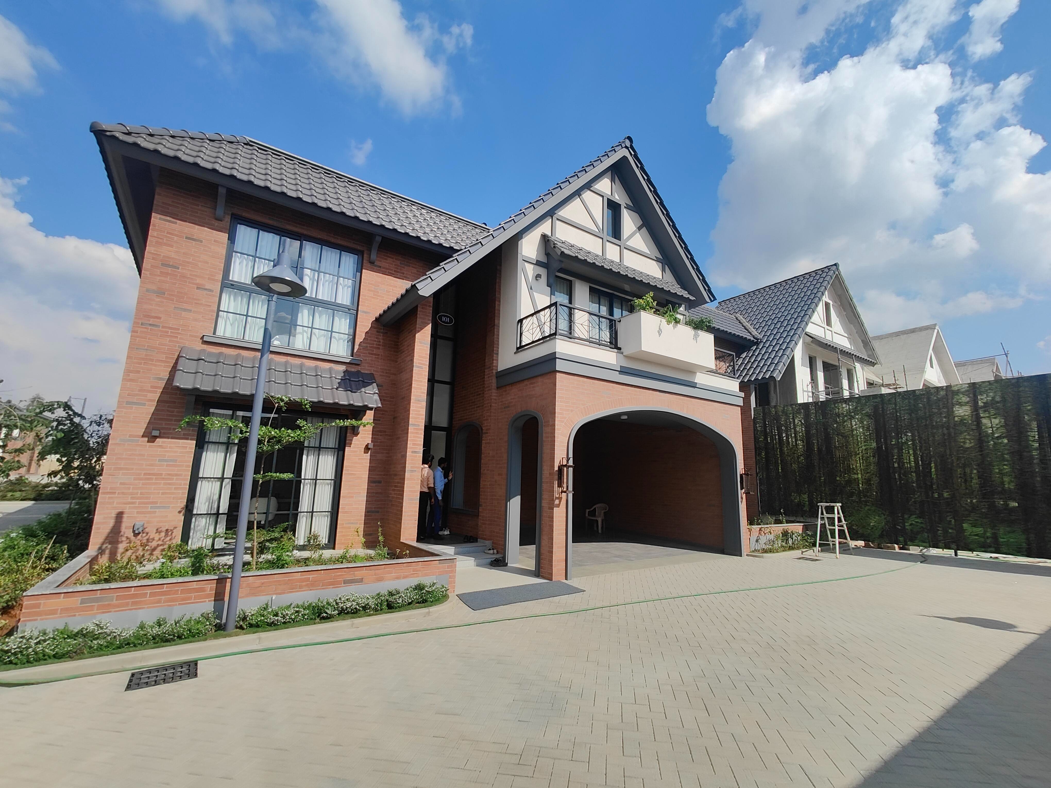 Property view 16