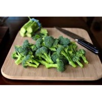 Broccoli 1KG (approx 3-4 ...