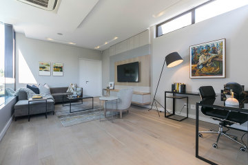 FinOak Pre-Finished