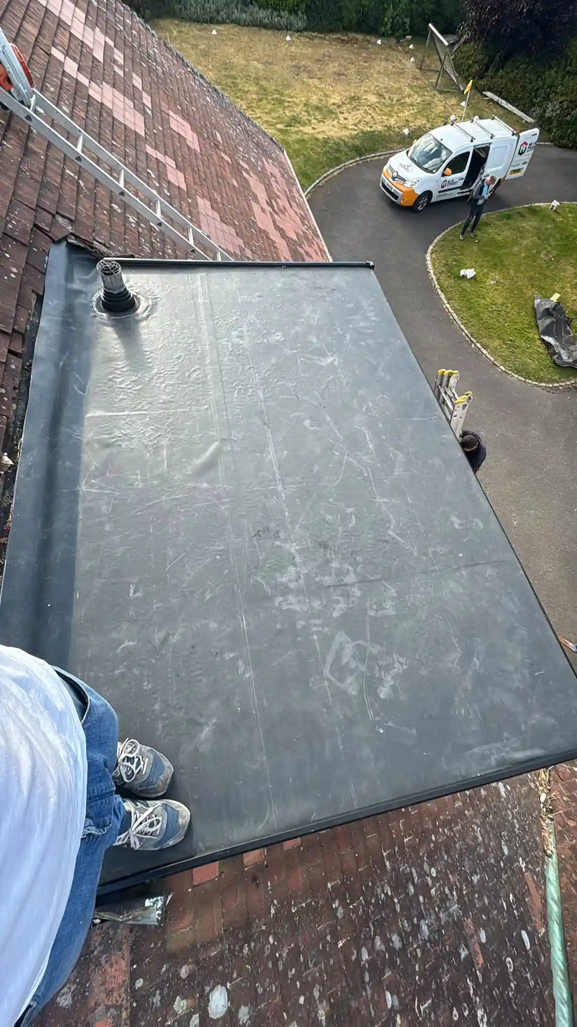 New Roofs & Replacements