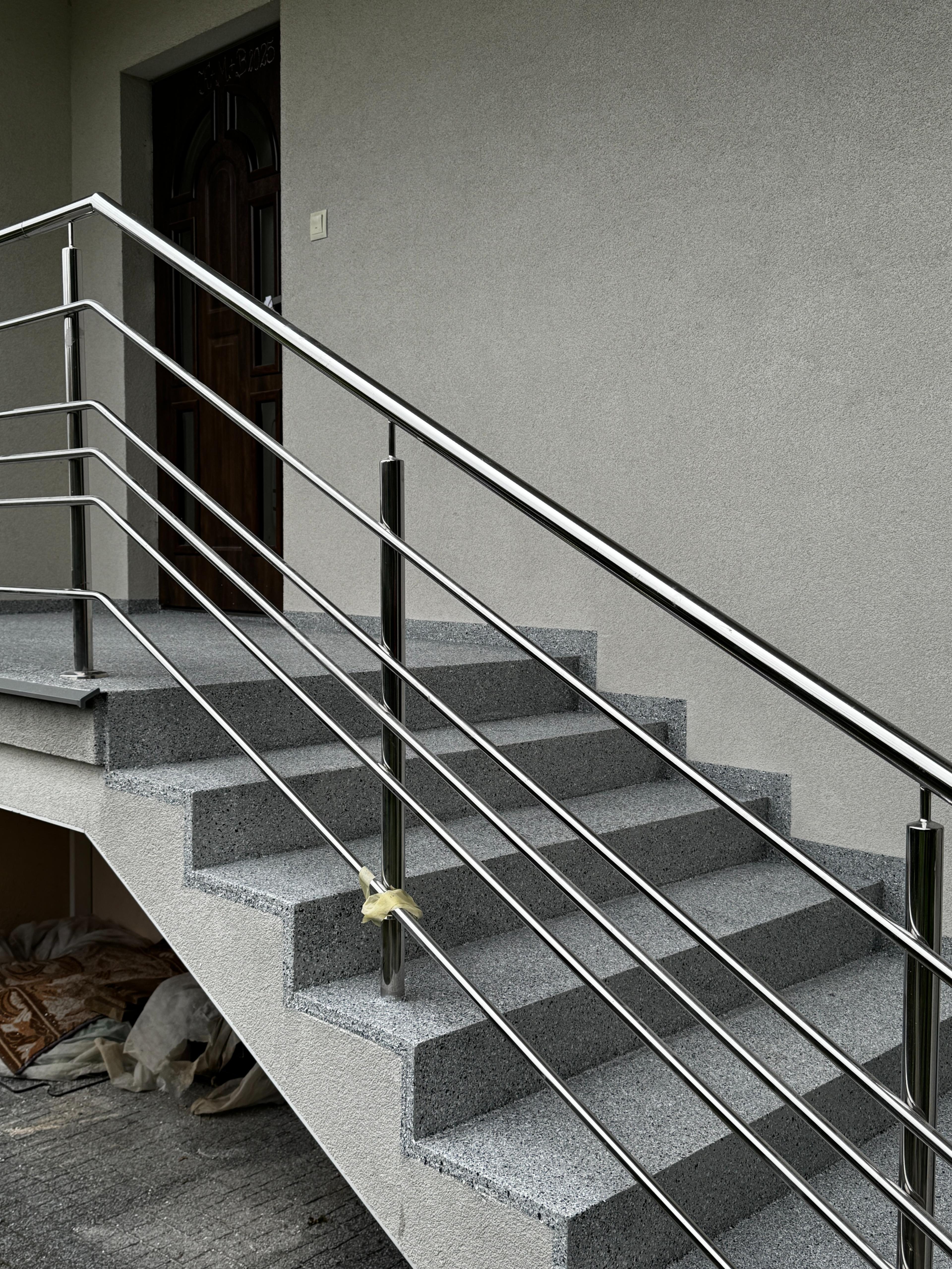 Schody z żywicy poliuretanowej w Dębicy - trwałe i estetyczne