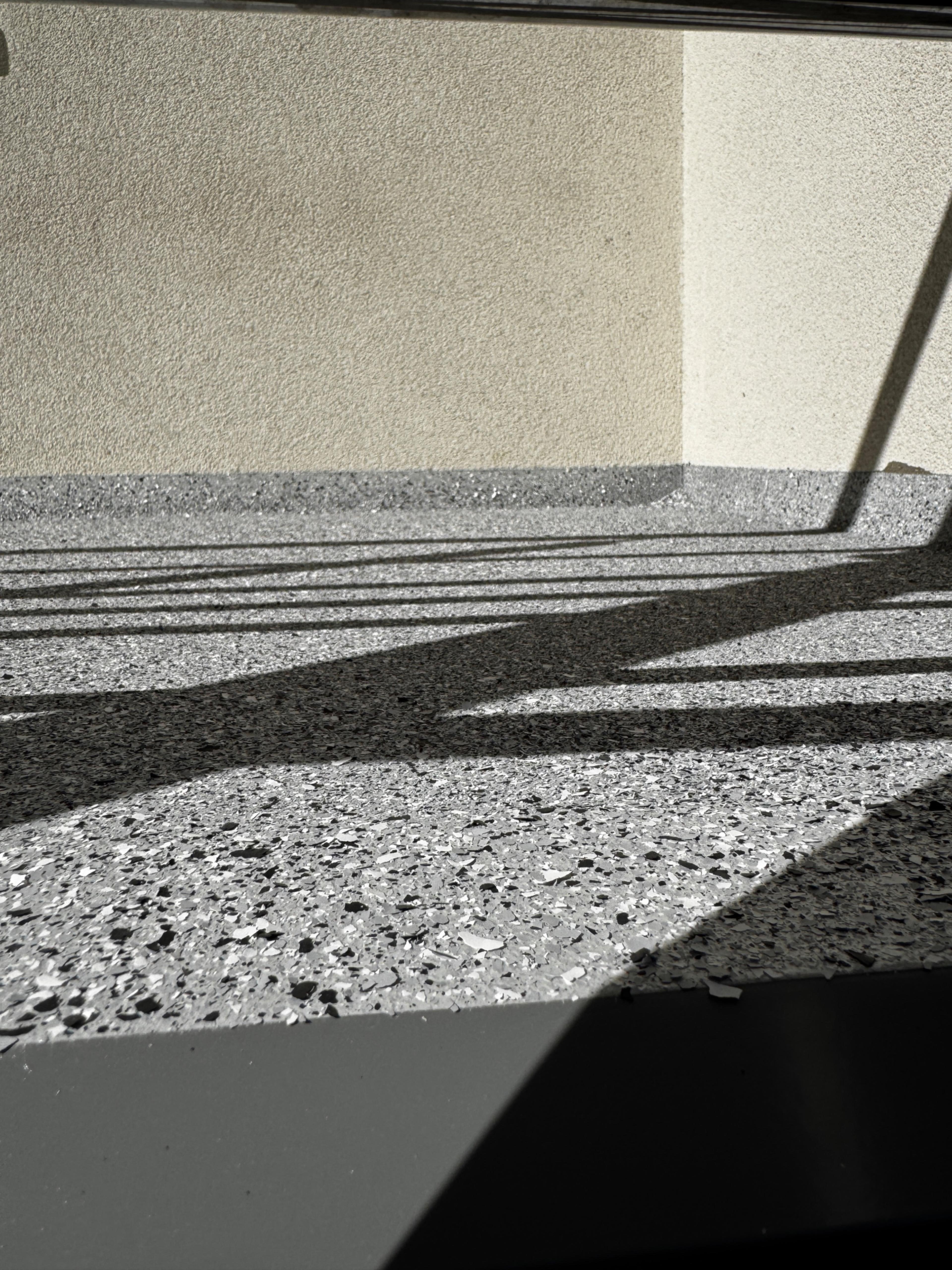 Posadzki żywiczne poliuretanowe w Dębicy - trwałość i elegancja