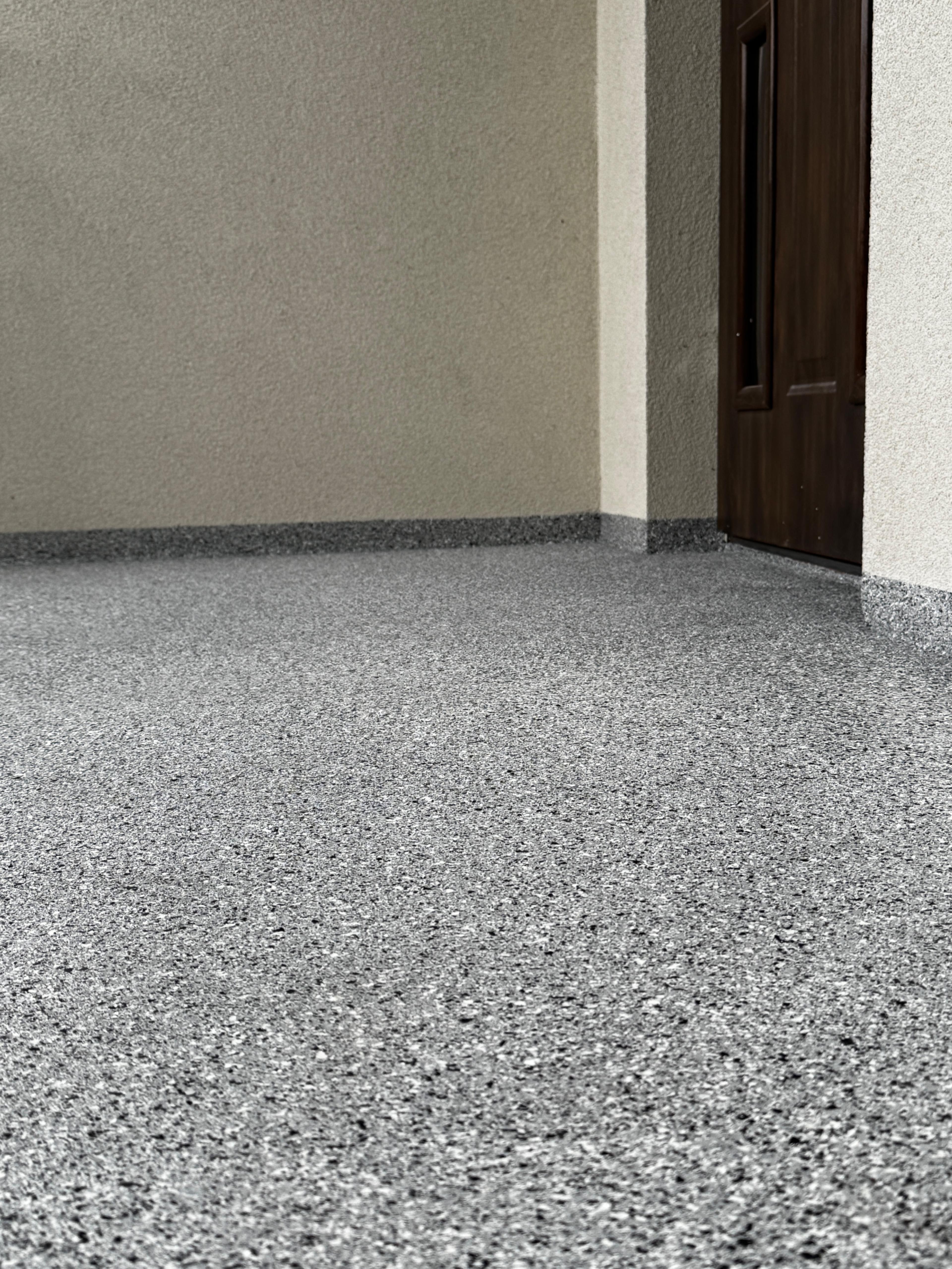 Posadzki żywiczne poliuretanowe w Dębicy - trwałość i elegancja