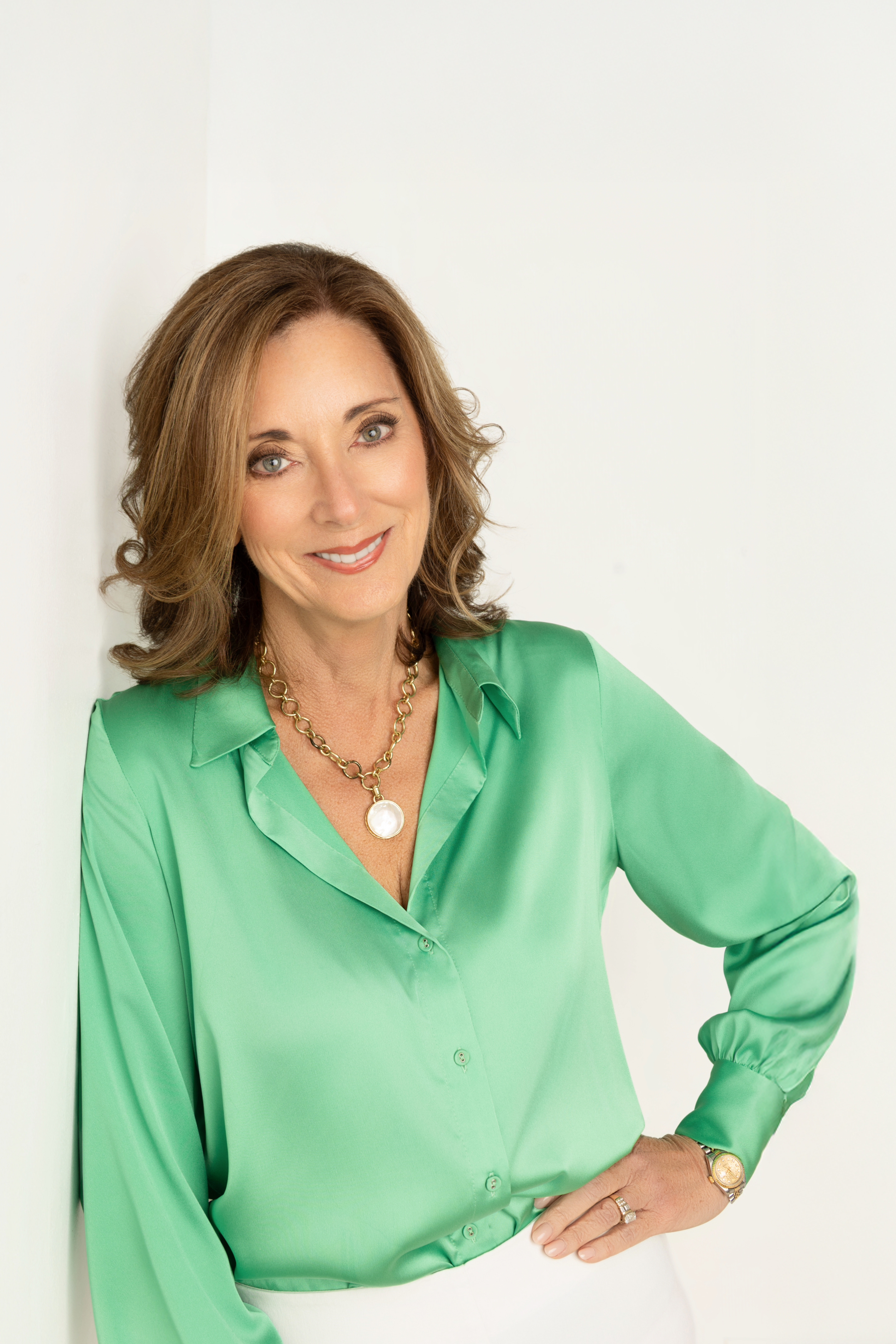Annette Bryant, Founding Partner · Broker