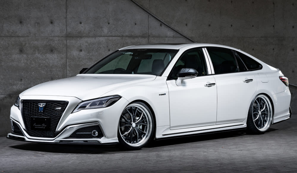 Toyota Crown Hybrid AZSH20/AZSH21 available to import to Australia