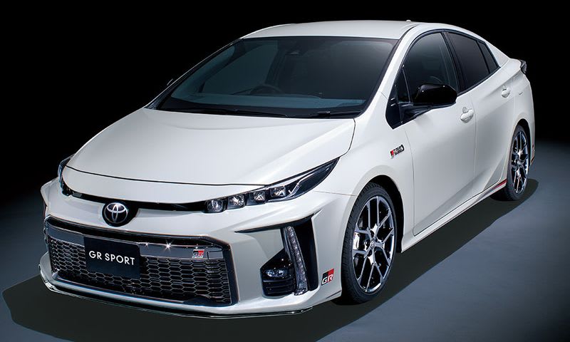 Toyota Prius ZVW52 available to import to Australia