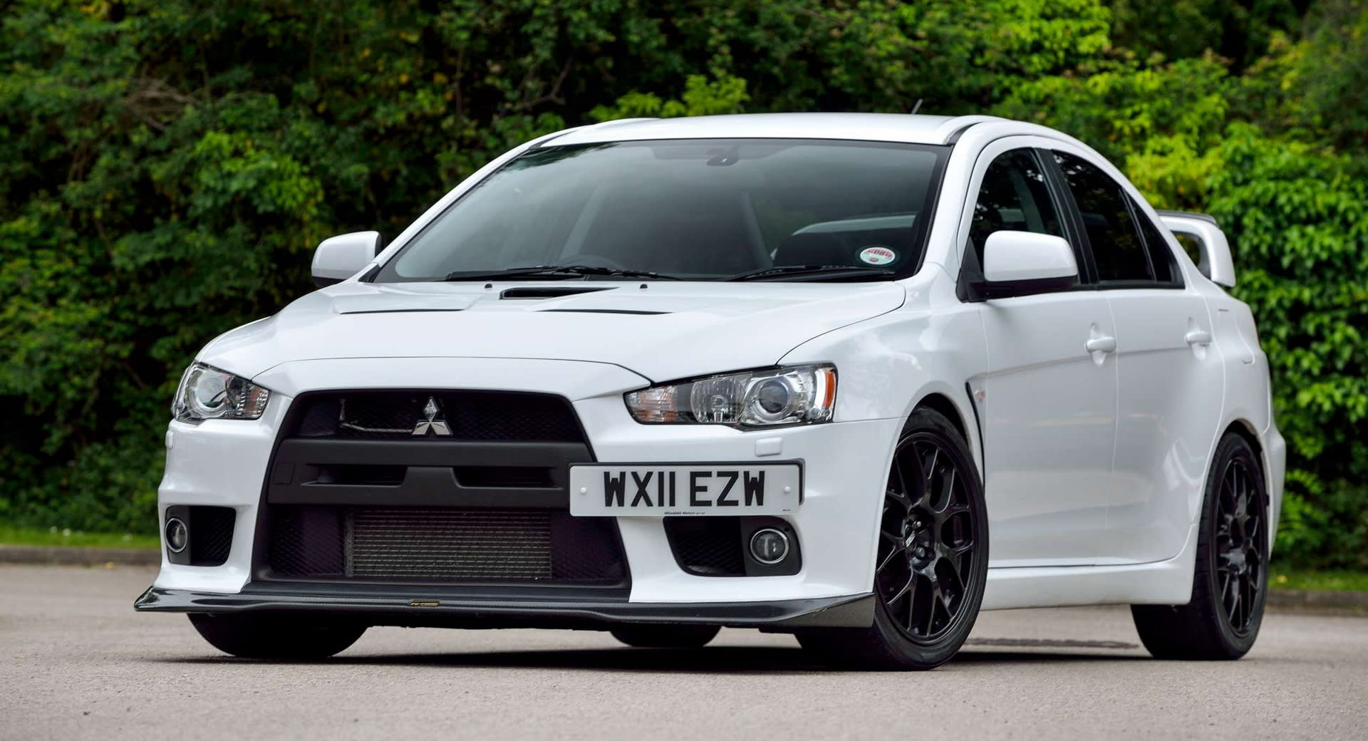 Mitsubishi LANCER EVOLUTION X CZ4A available to import to Australia