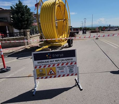 Güneysınır’da doğal gaz altyapısını genişletme çalışmaları başladı.