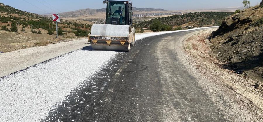 Durayda- Bardas ilçe bağlantı yolumuz asfaltlanarak hizmete sunuldu