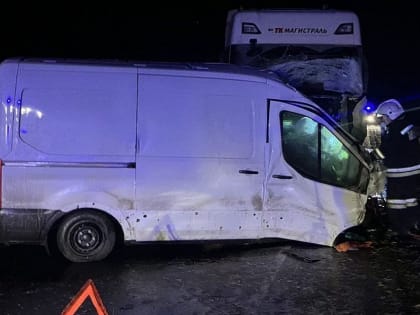В ДТП с фургоном и грузовиком под Очером погиб человек