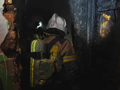 В одном из подъездов губахинских многоквартирных домов произошло возгорание