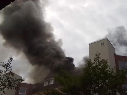 В Прикамье пожарные вынесли из горящей квартиры мужчину без сознания